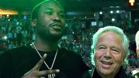 Patriots owner Kraft joined by Meek Mill for Holocaust march